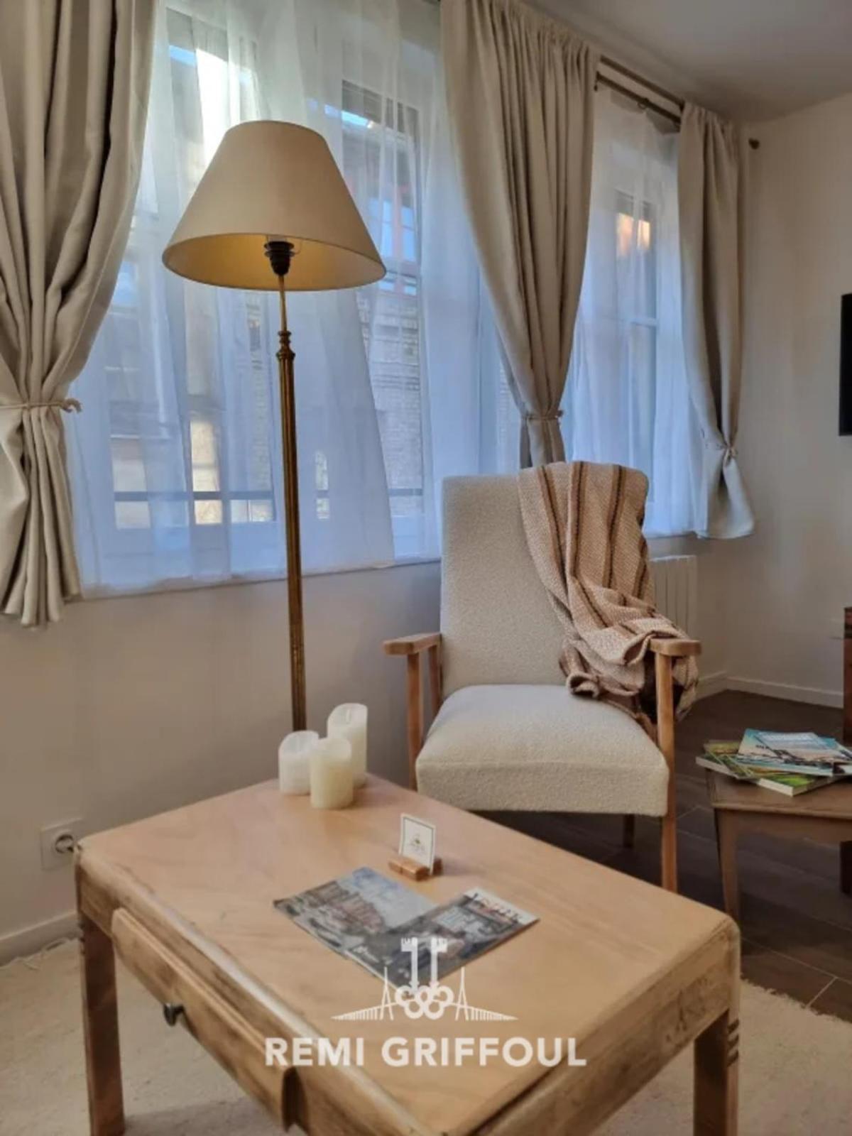 La Symphonie Elevator Honfleur City Center 2 Guests ภายนอก รูปภาพ